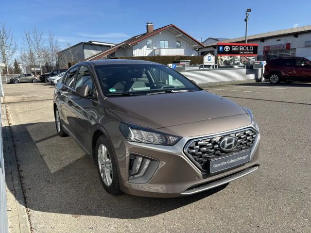 Hyundai Ioniq Hybrid Premium