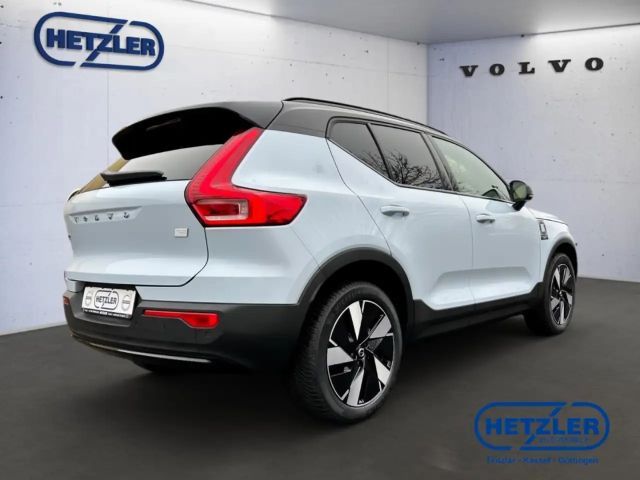Volvo XC40 AWD Plus Recharge Twin Engine