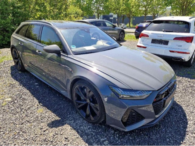 Audi RS6 Avant Quattro