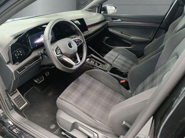 Volkswagen Golf 2.0 TDI DSG