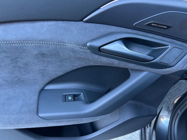 Audi A6 e-tron Avant Quattro