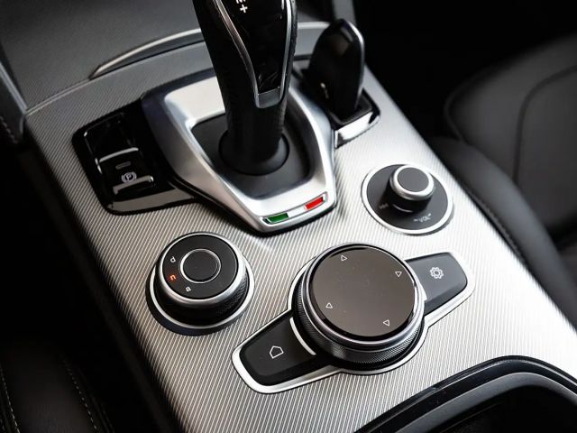 Alfa Romeo Stelvio AT8 Q4 TI Veloce