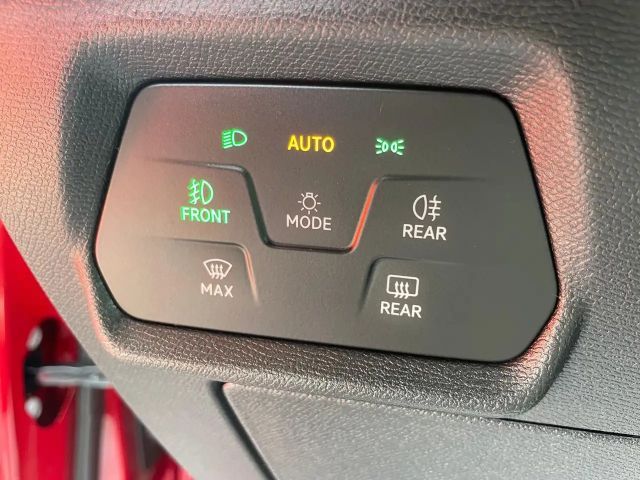 Seat Leon 1.5 eTSI DSG FR-lijn Sportstourer