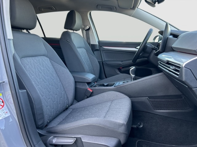 Volkswagen Golf 1.5 TSI Golf VIII