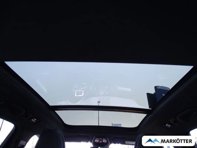 Volvo XC60 AWD R-Design Recharge