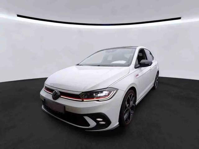 Volkswagen Polo 2.0 TSI DSG GTI