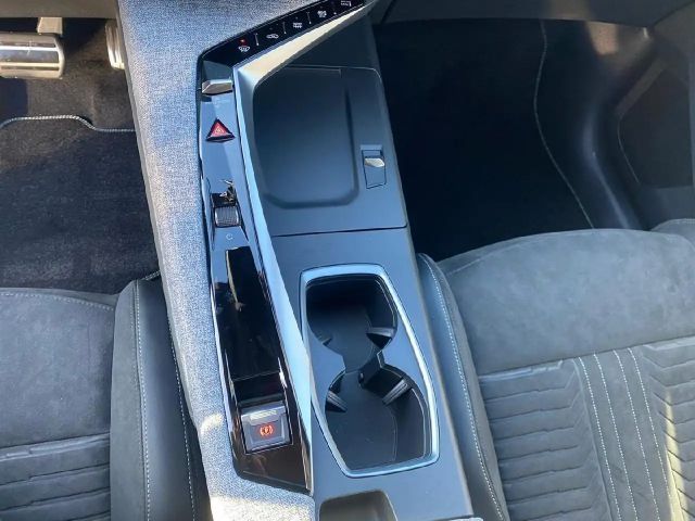 Peugeot E-3008 GT-Line Hybrid