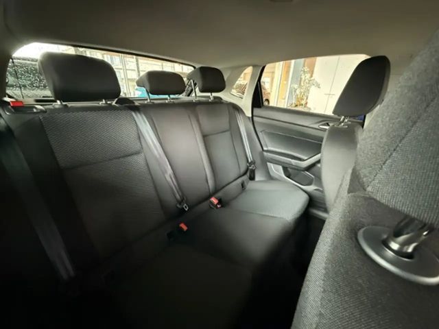 Volkswagen Polo 1,0 KLIMA LED SH APP C.