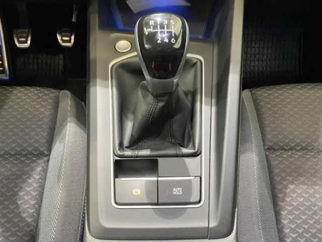 Volkswagen Golf 1.5 TSI Golf VIII