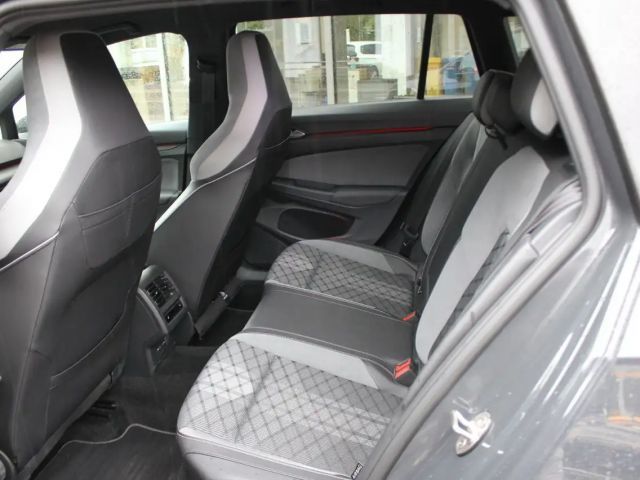 Volkswagen Golf Golf VIII R-Line Variant