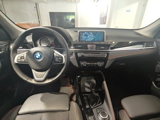BMW X1 xDrive25e