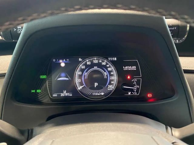 Lexus UX Executive Line