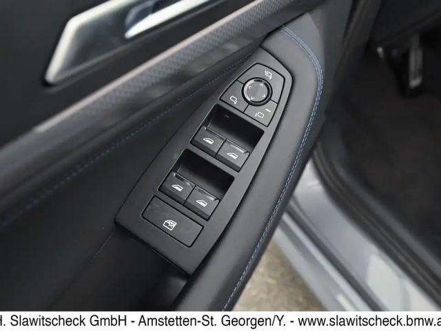 BMW 218 218d Active Tourer Sedan