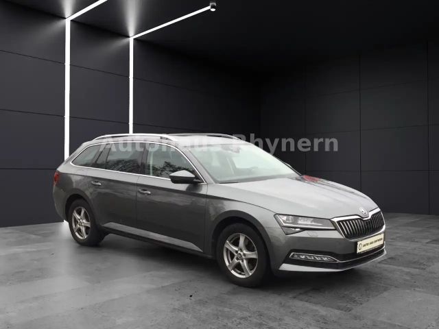 Skoda Superb 2.0 TSI Combi Style Style