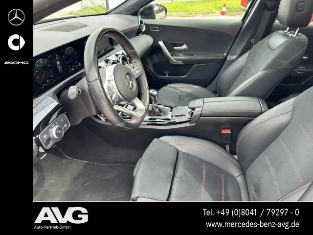Mercedes-Benz A 200 AMG Line