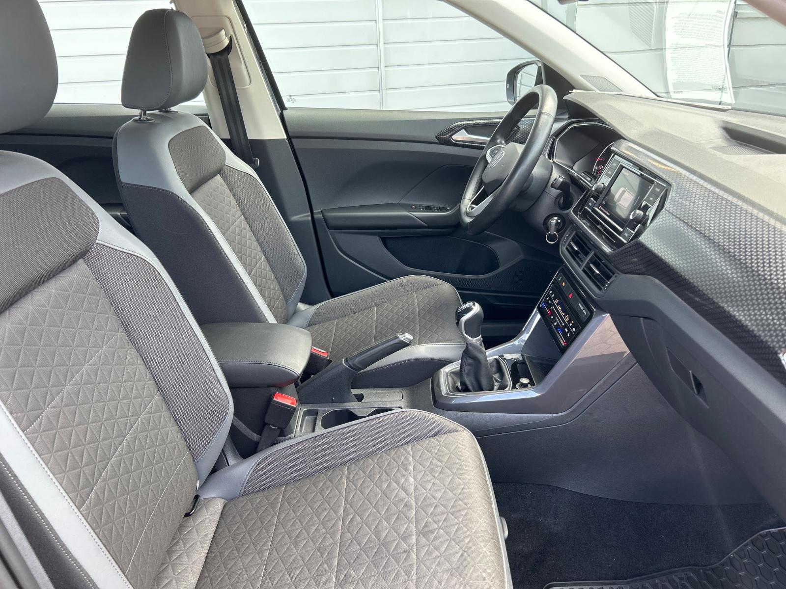 Volkswagen T-Cross Style