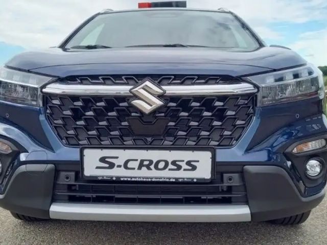 Suzuki S-Cross Hybrid