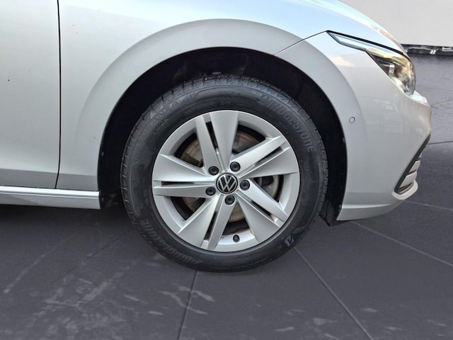 Volkswagen Golf 2.0 TDI DSG Life Variant