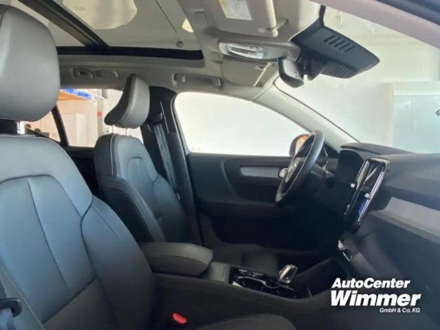 Volvo XC40 Business Dark Plus