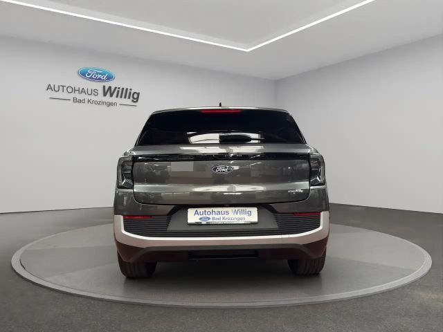 Ford Explorer Premium RWD