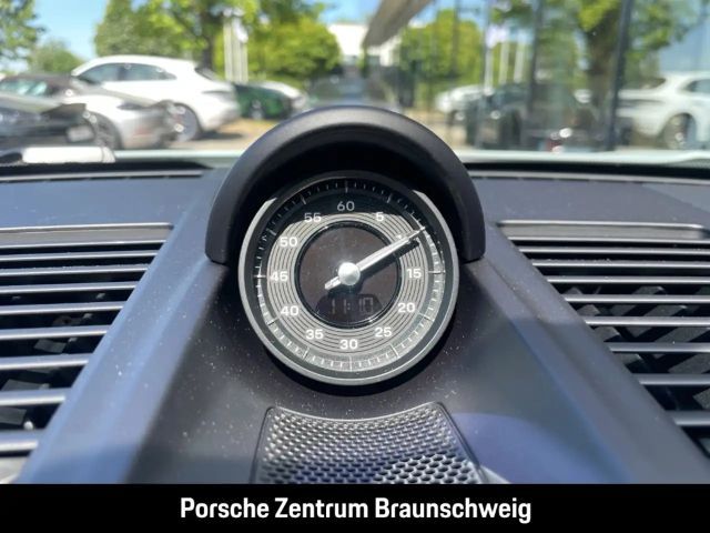 Porsche 992 Carrera Coupé