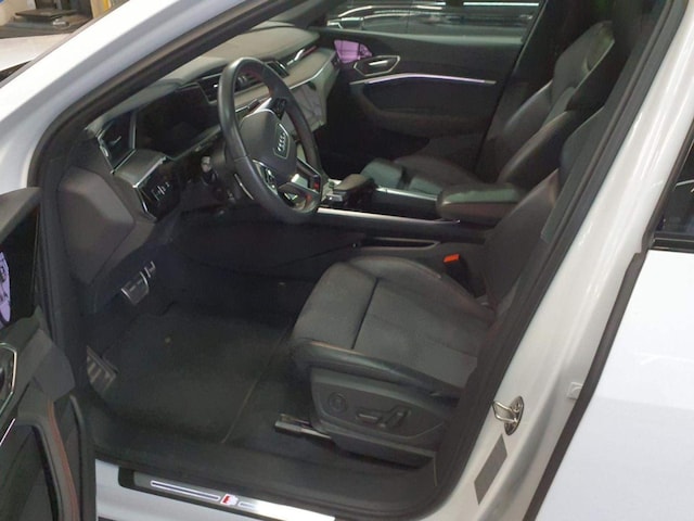 Audi Q8 e-tron 55 Quattro S-Line