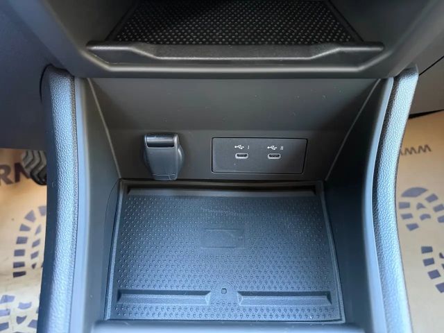 Mitsubishi Grandis HEV