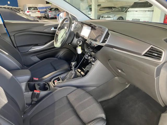 Opel Grandland X 1.2 Turbo