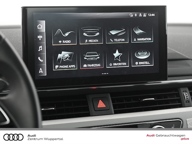 Audi A4 35 TFSI S-Line S-Tronic Sedan