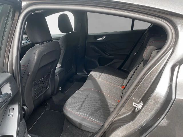 Ford Focus Limited ST Line