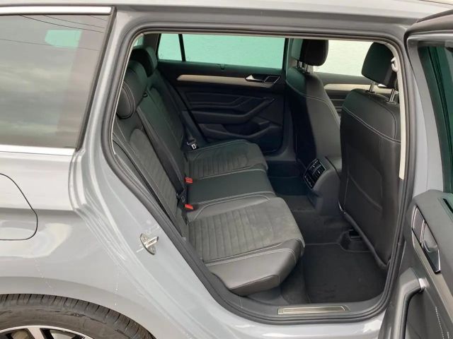 Volkswagen Passat DSG Elegance Elegance Variant