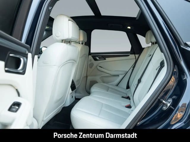 Porsche Macan Standheizung Surround-View Luftfederung