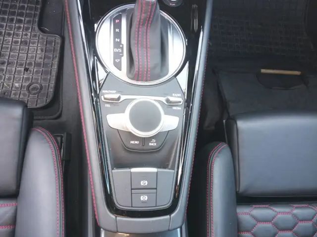 Audi TT RS Coupé Quattro S-Tronic
