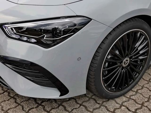 Mercedes-Benz CLA 200 AMG Line Coupé