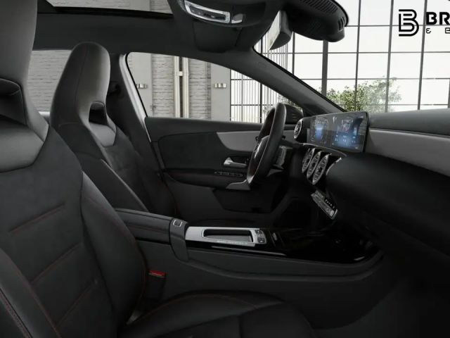 Mercedes-Benz A 220 4MATIC AMG Line