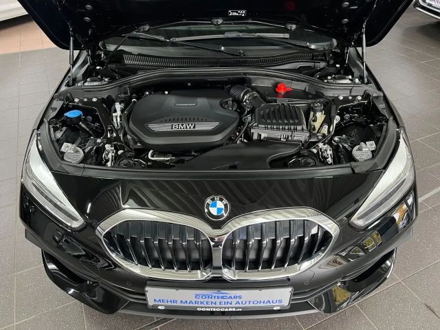 BMW 116 116d Advantage pakket Sedan