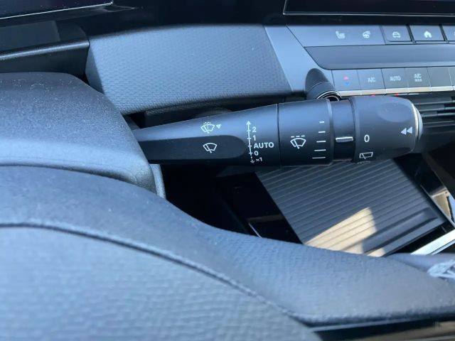 Opel Astra 1.2 Turbo Edition Turbo