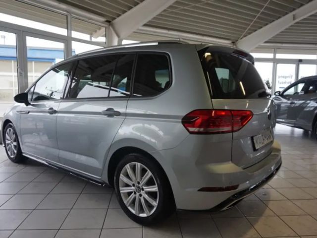 Volkswagen Touran DSG R-Line