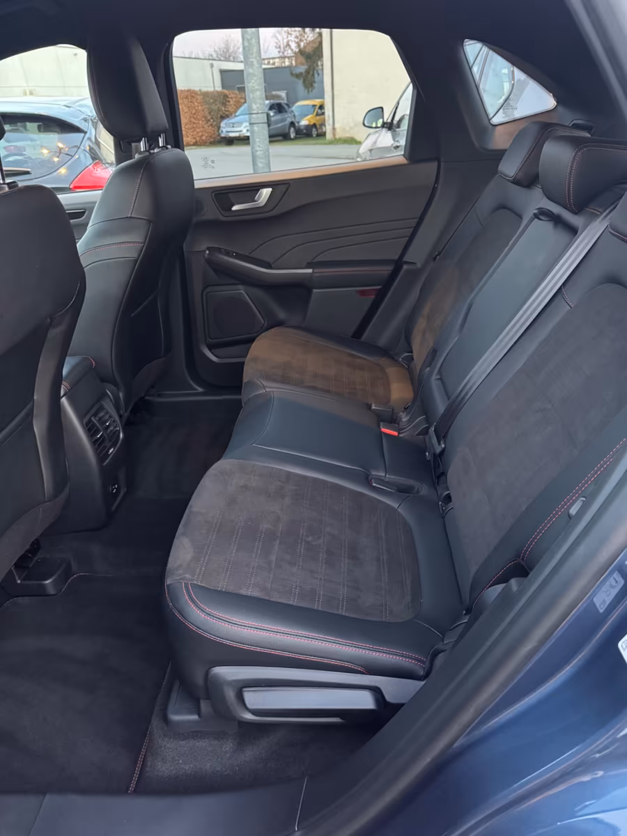 Ford Kuga Hybrid ST Line X