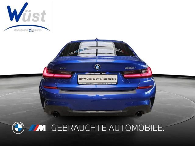 BMW 320 320i Sedan xDrive