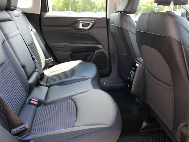 Jeep Compass Altitude