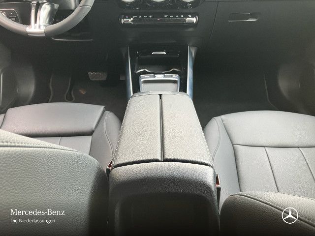 Mercedes-Benz EQA 300 4MATIC