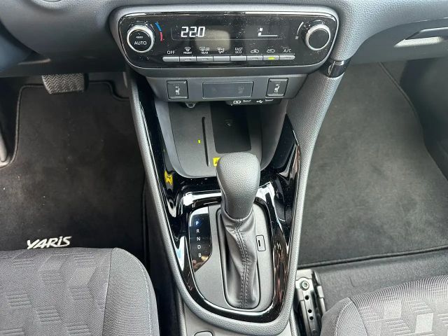 Toyota Yaris Active Hatchback Hybride