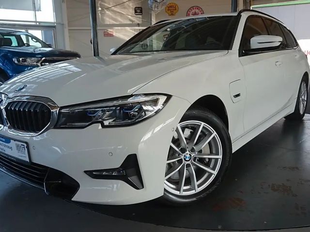 BMW 330 330d 330e Touring