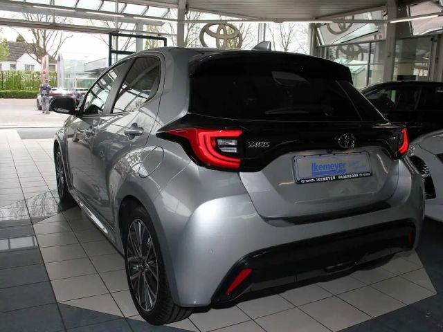 Toyota Yaris Hatchback Hybride Plus Style