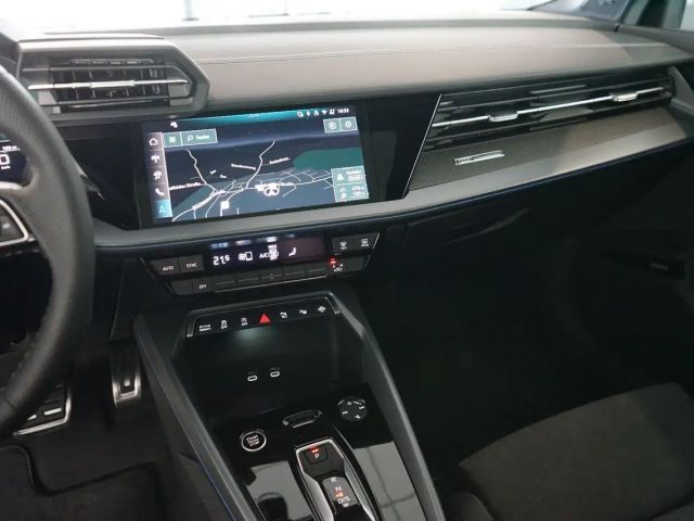 Audi A3 35 TFSI S-Line Sedan Sportback