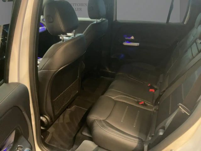 Mercedes-Benz GLB 220 4MATIC AMG Line GLB 220 d