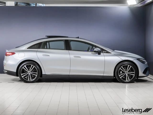Mercedes-Benz EQE 300 Sedan