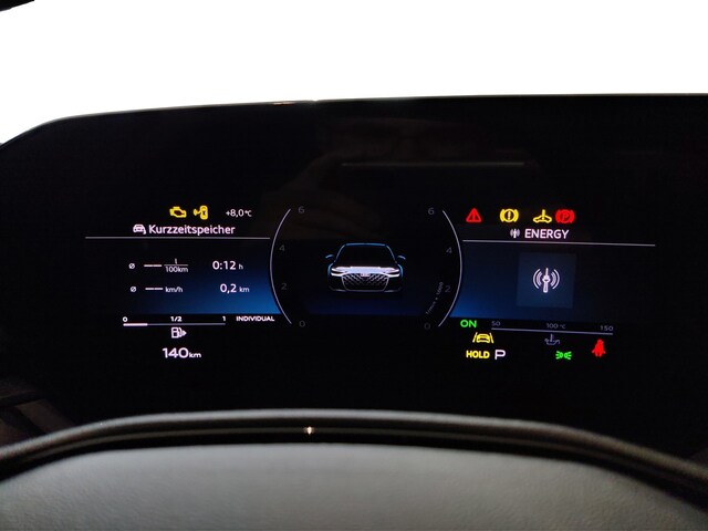 Audi A6 Avant Quattro S-Tronic