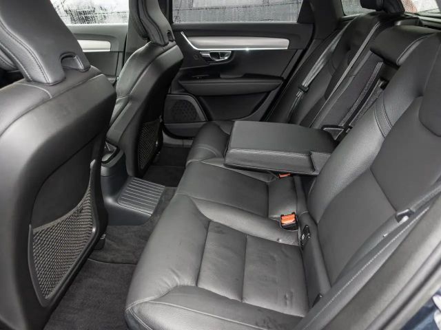 Volvo V90 AWD Core T6 Twin Engine